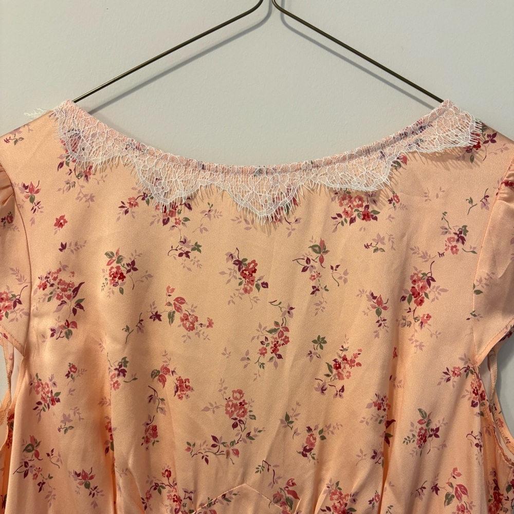 Reformation 100% Silk Peach Floral Midi Dress with Lace Collar - Picture 3 of 8